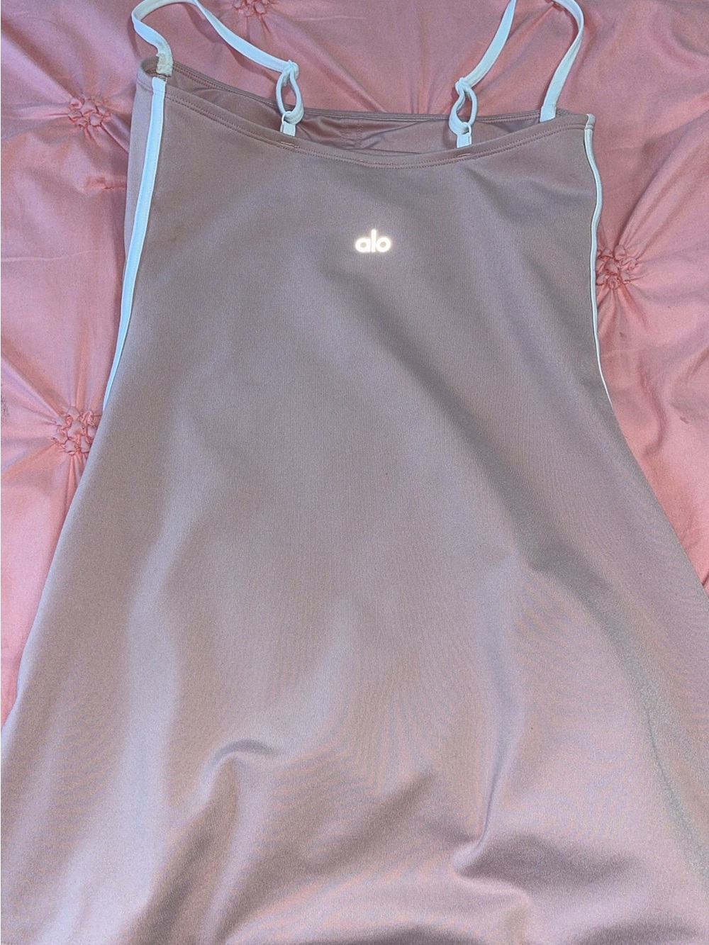 ALO light pink dress - Picture 2 of 2